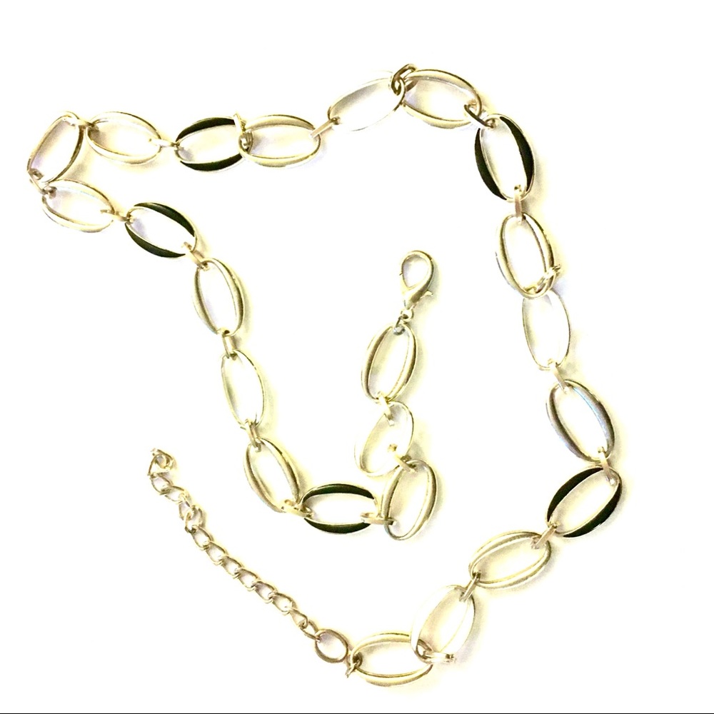 Black & white enamel faux gold chain link necklace